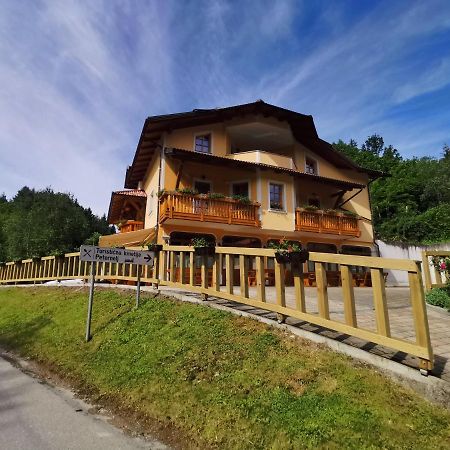 Farm Stay Peternelj Ilirska Bistrica Exterior foto