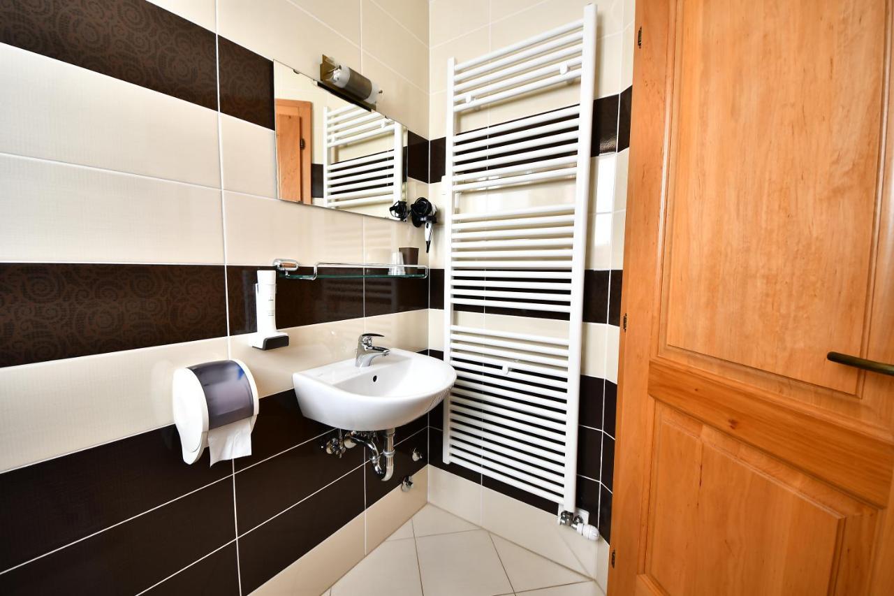 Farm Stay Peternelj Ilirska Bistrica Exterior foto