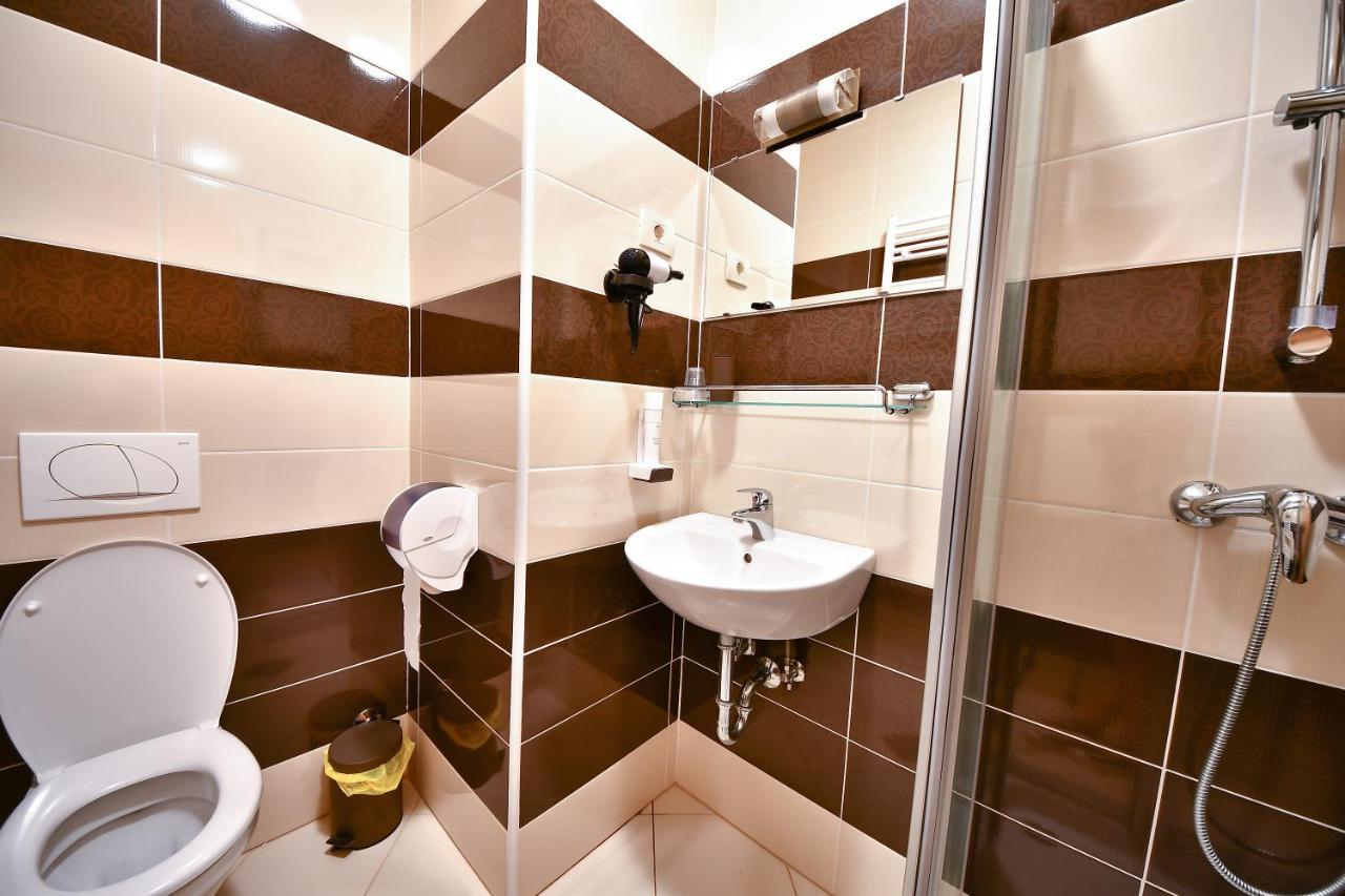 Farm Stay Peternelj Ilirska Bistrica Habitación foto
